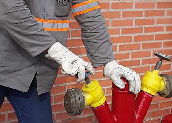 Inspeção de equipamentos de combate a incêndio Inspeção de equipamentos de combate a incêndio
