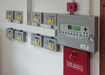 Manutenção preventiva de sistema de detecção e combate a incêndio Manutenção preventiva de sistema de detecção e combate a incêndio