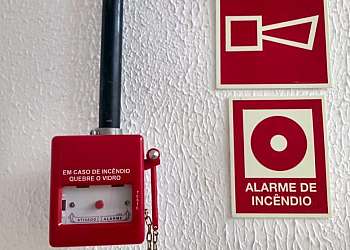 Sistema de detecção e alarme de incêndio
