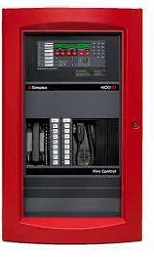 Sistema de detecção e combate a incêndio Sistema de detecção e combate a incêndio