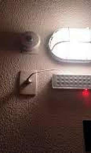 Sistema de iluminação de emergência para incêndios  Sistema de iluminação de emergência para incêndios